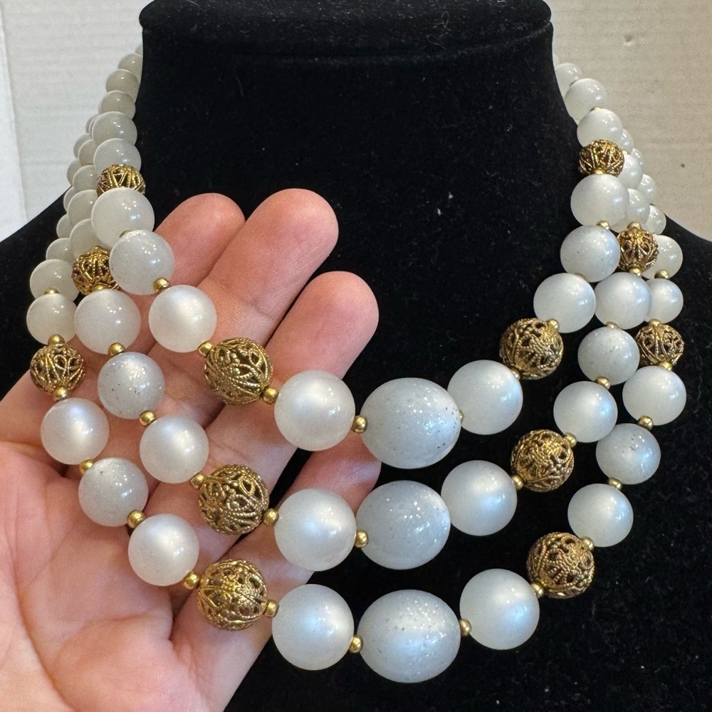 Vintage White Pearlescent Statement Necklace Moonstone Lucite Beads Multi Strand